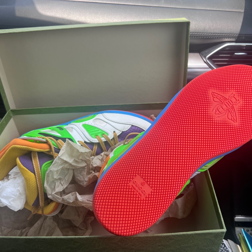 Gucci basket shoes multicolor. Size 10.5 fit like 11